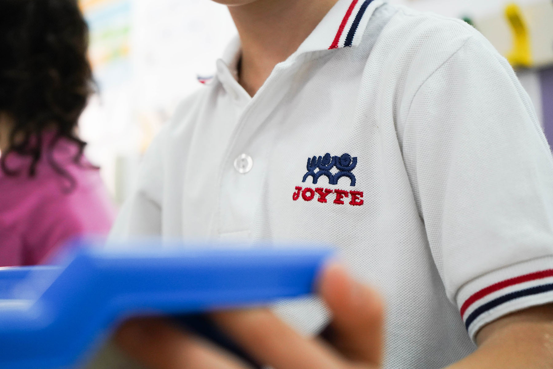 El espíritu familiar de JOYFE ofrece un entorno seguro y feliz en el que cada alumno/a se desarrolla según sus necesidades